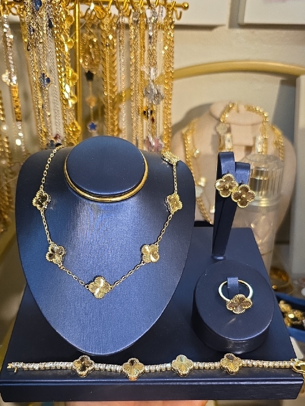Gold Plated Clover Necklace & Bracelet Jewelry Full Set
